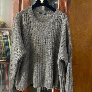 Brandy Melville Gray Knit Sweater